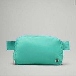 NWT Lululemon Everywhere Bag Paradise Green